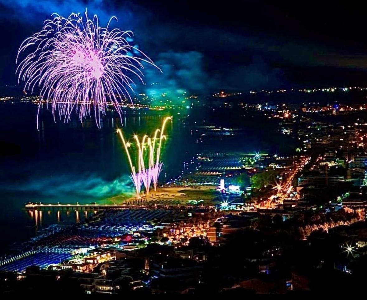Casa Vacanze Stella Maris Vasto Marina Centro ภายนอก รูปภาพ